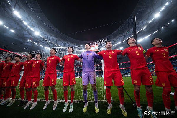 国产亚洲精品第一区在线观看